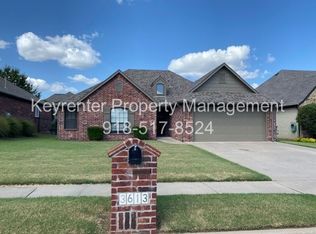 3613 W 108th Ct S, Jenks, OK 74037