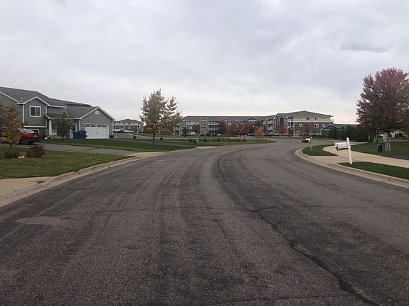 4th image of 412 Victory Ave