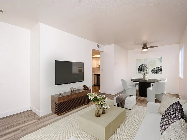 Liv 1621 Apartments — Photo 11