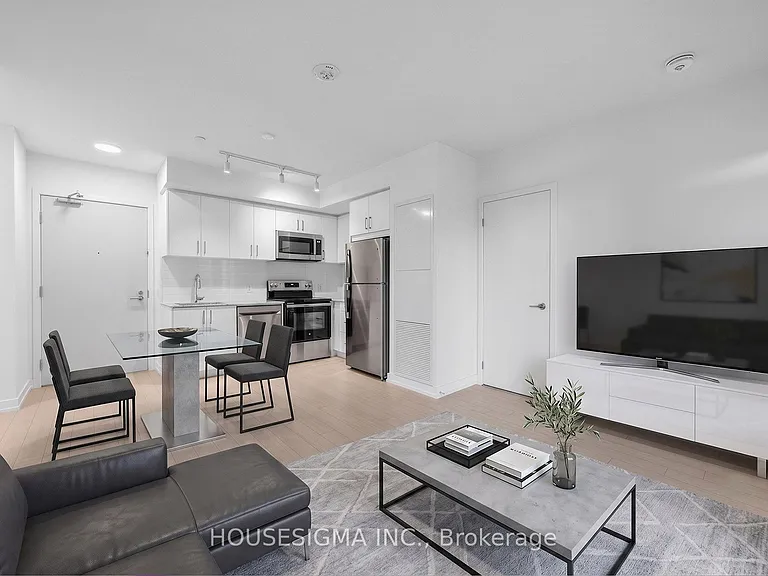 4010 Eglinton Ave W #607 — Photo 2