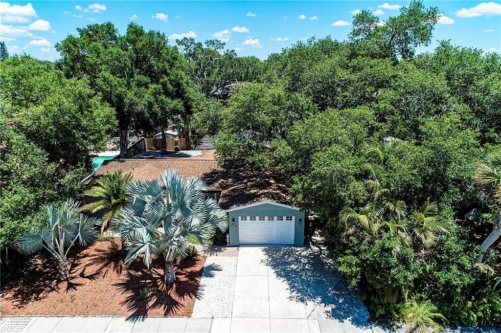 3521 Flores Ave, Sarasota, FL 34239 | Zillow