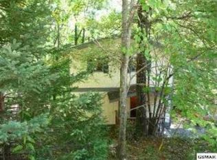 705 Ely Rd, Gatlinburg, TN 37738