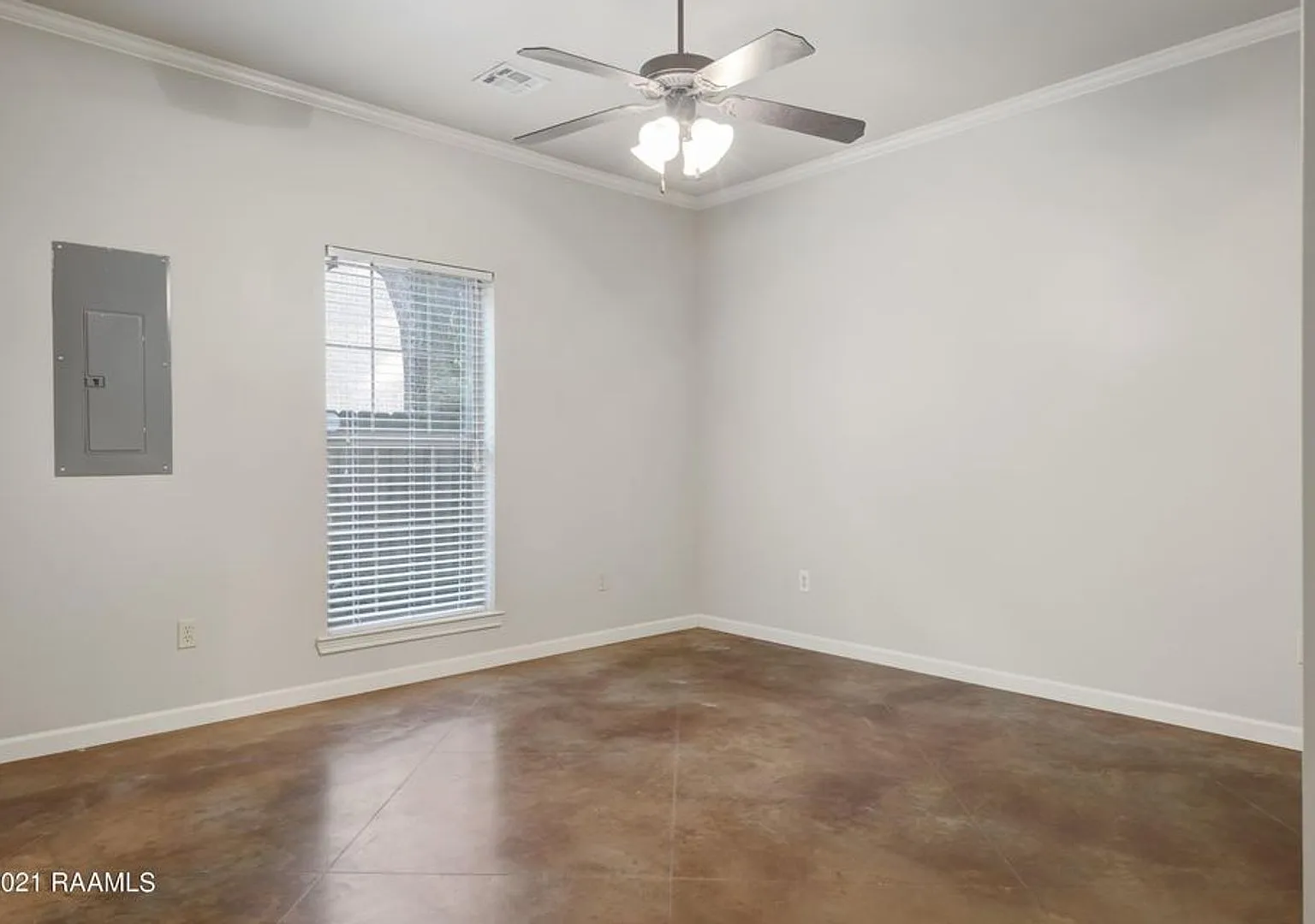 Live in the Heart of LafayetteMinutes from UL & Downtown! — Photo 4