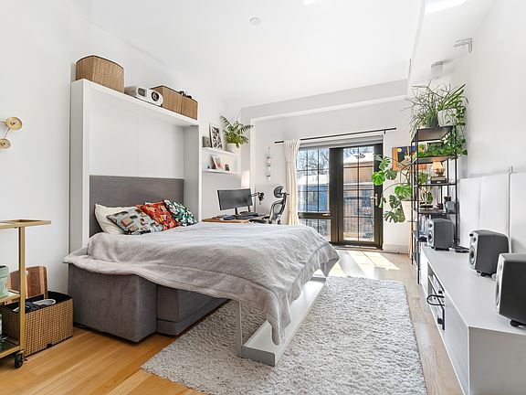 3rd image of 42 Maspeth Ave APT 3F
