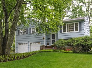 138 Robbins Ave, Berkeley Heights, NJ 07922