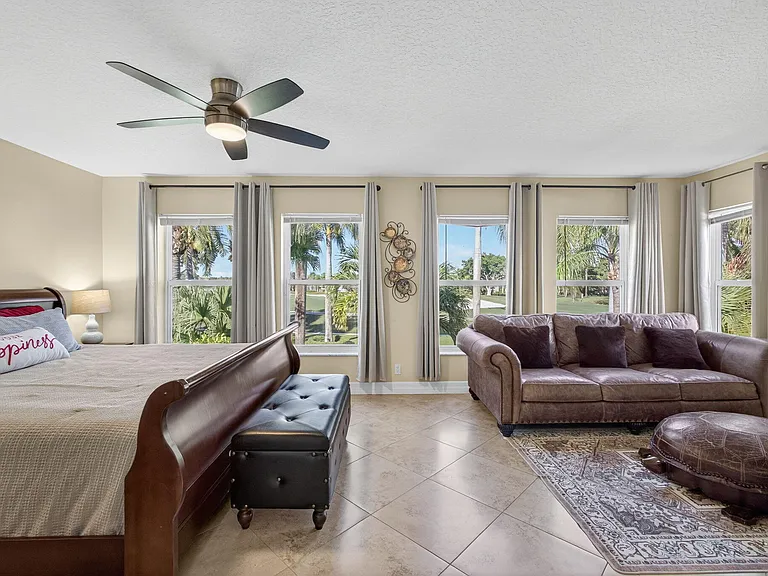8400 Heritage Club Dr — Photo 43