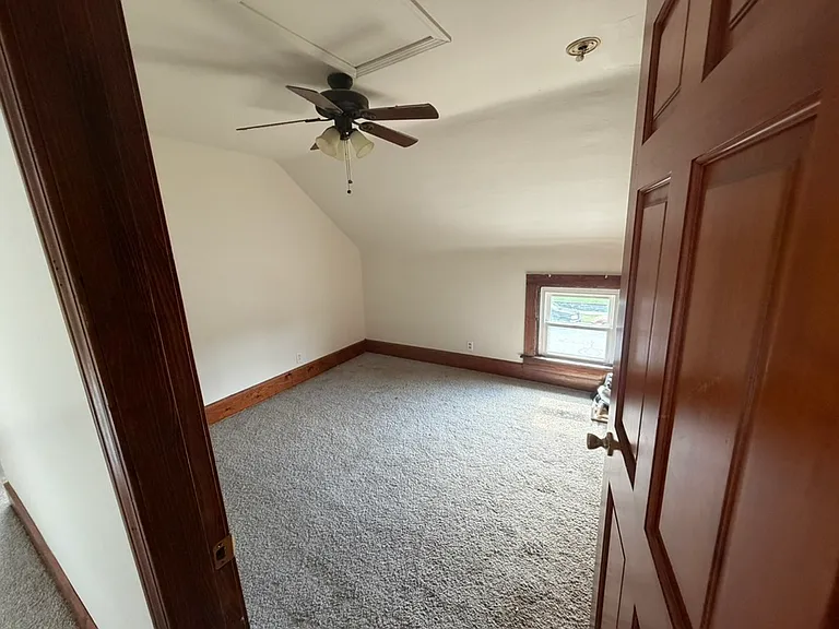 2414 W Maryland St — Photo 6