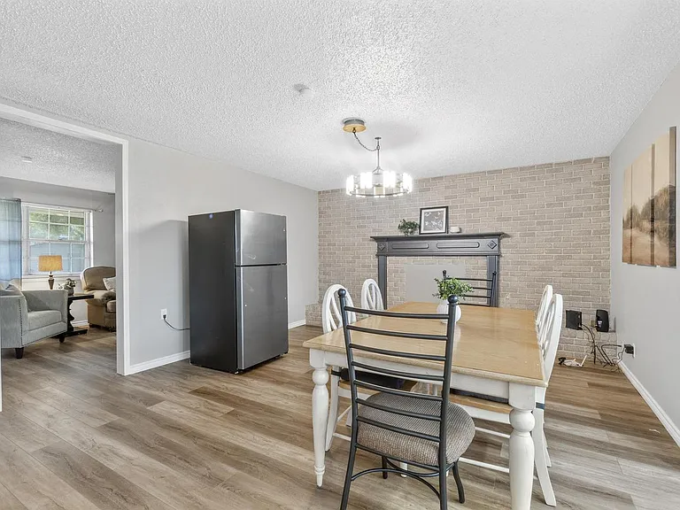 3301 Matador Dr — Photo 3