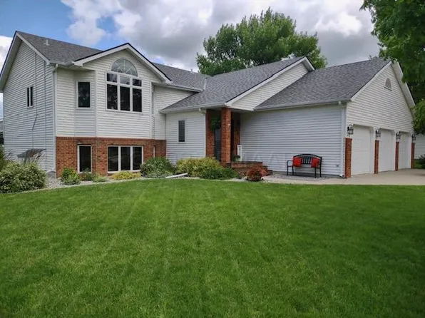 202 9th St SE, Glyndon, MN 56547