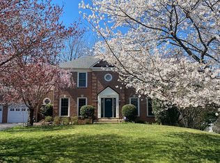 1250 Rowland Dr, Herndon, VA 20170