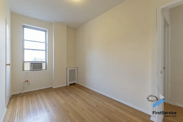 Rented by FirstService Realty (legacy) | media 32