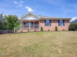5 Walnut Grove Cv, Jackson, TN 38305