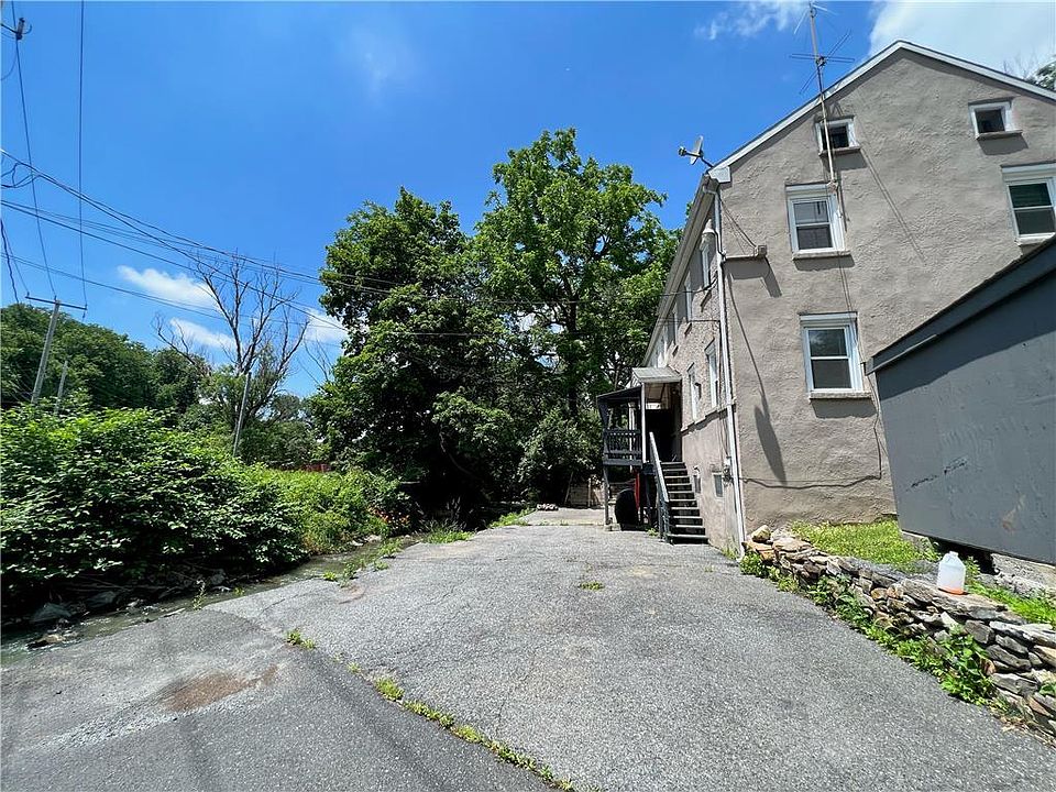 4001 Indian Creek Rd, Emmaus, PA 18049 Zillow