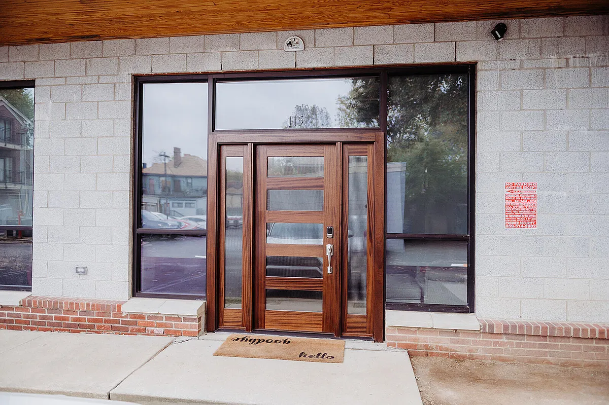 Building Photo - 275 S Limestone St #115