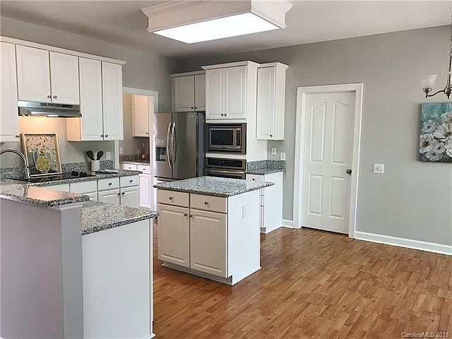 1st image of 5907 Mayapple Ln