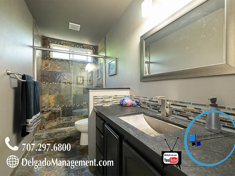 746 Tulip Ct — Photo 32