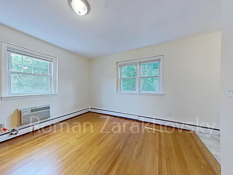 7 Wade St #6 — Photo 16
