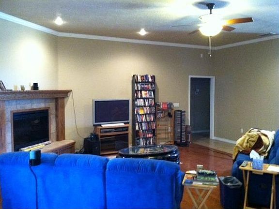 3rd image of 4221 Sandstone Dr