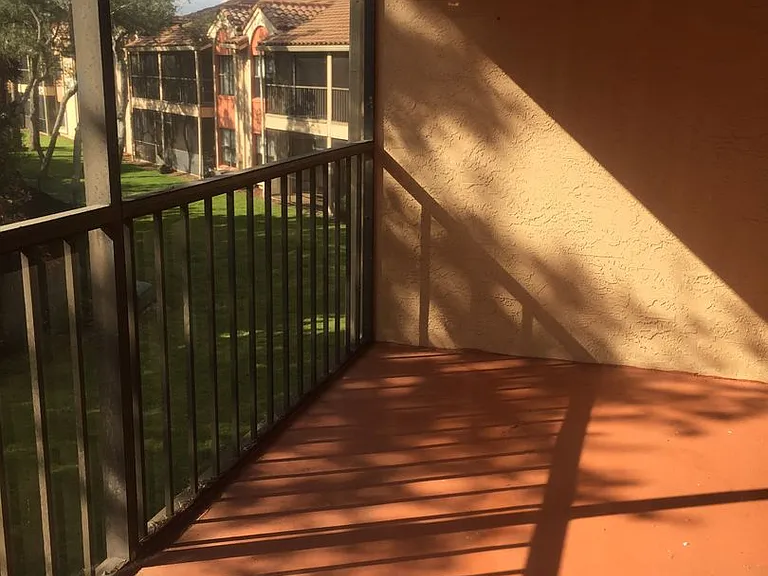 7427 Sugar Bend Dr — Photo 10