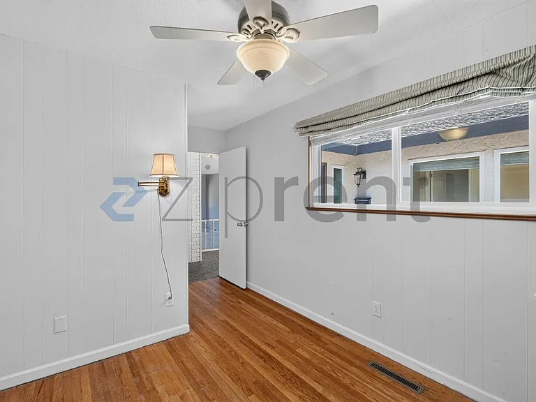 648 San Lorenzo St — Photo 17