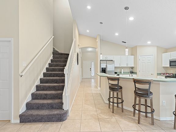 4th image of 2694 Willow Glen Cir