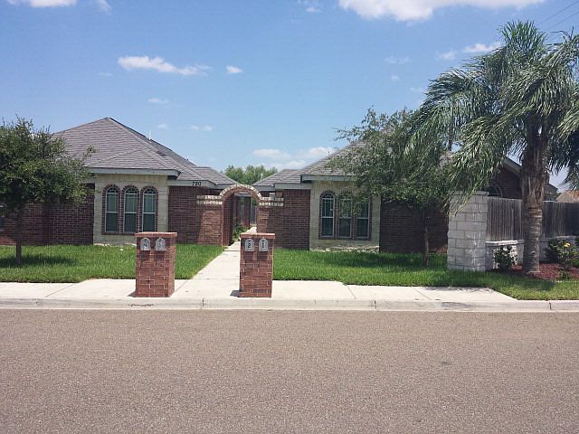 1st image of 720 S Logan Dr