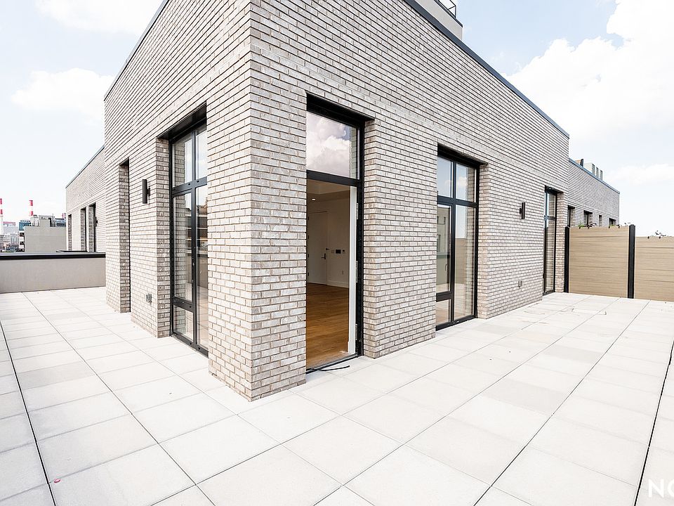 1st image of 38-38 32nd St #933
