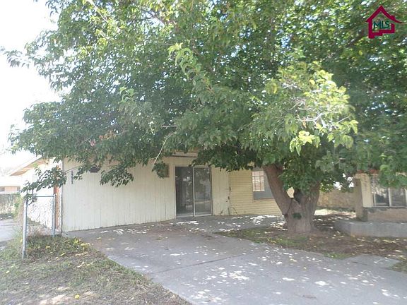 2nd image of 1550 Sacramento St