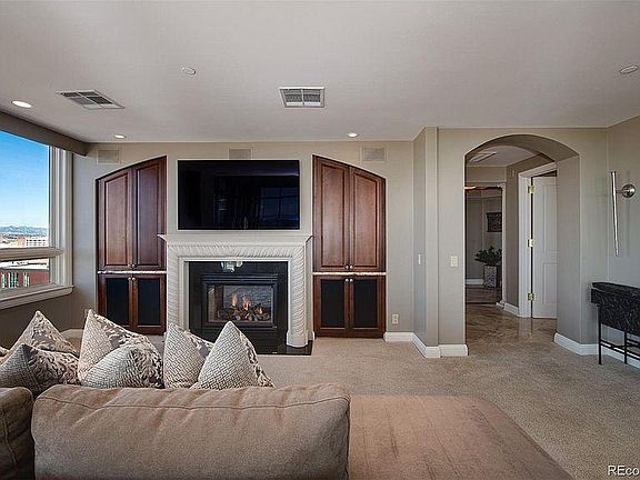 5th image of 1200 Galapago St #1112