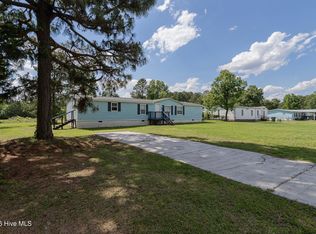 122 Woodbrook Dr, Midway Park, NC 28544