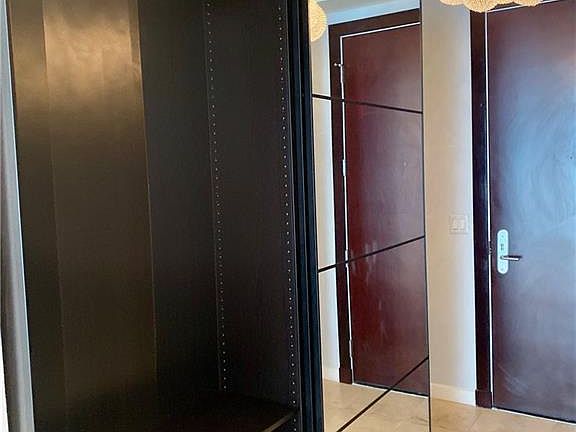 3rd image of 4575 Dean Martin Dr Unit 712