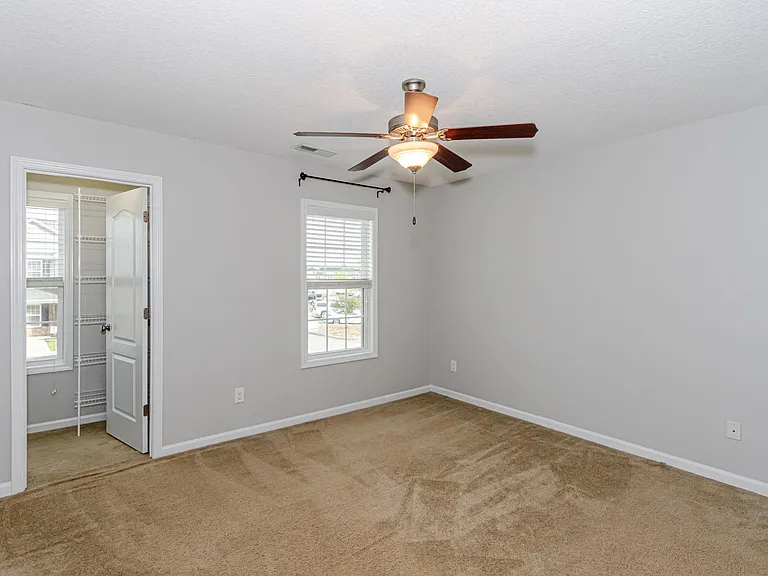 133 Glen Cannon Dr — Photo 15