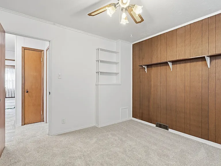3821 Oakland Rd NE — Photo 8