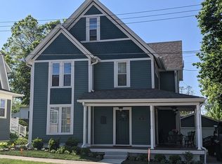 307 Illinois Ave, St Charles, IL 60174