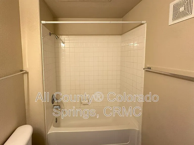 3975 Riviera Grv #202 — Photo 16