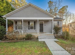 107 Barndale Dr, Troutman, NC 28166