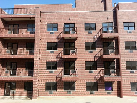 2nd image of 3721 31st St APT 302