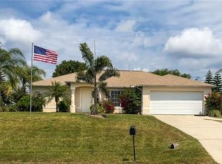 1139 Diplomat Pkwy W, Cape Coral, FL 33993