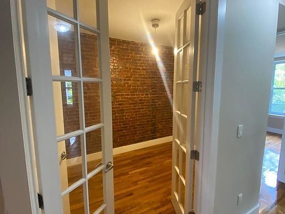 5th image of 302 Sumpter St #1F