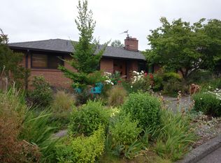 9222 Spear Pl S, Seattle, WA 98118