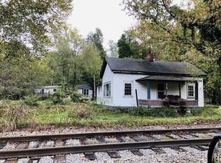 472 Perkins Ln, Clermont, KY 40110