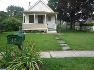 42 Emeline St, Hamilton, NJ 08610