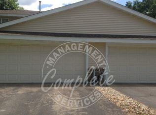 1012 3rd Ave E, Shakopee, MN 55379