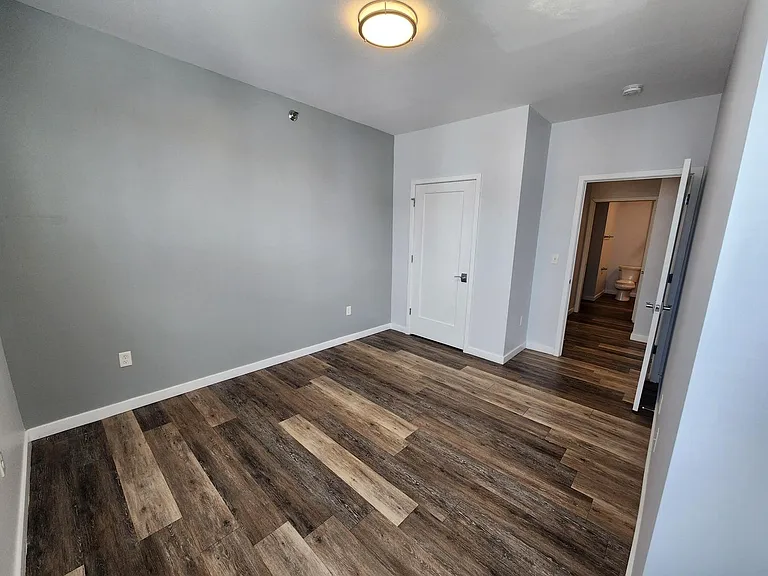 River Rock Apartments — Photo 134