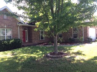 2082 N Hailey Dr, Fayetteville, AR 72701