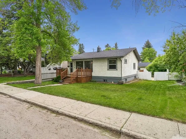 6636 W 18th St SE, Calgary, AB T2C 0M6