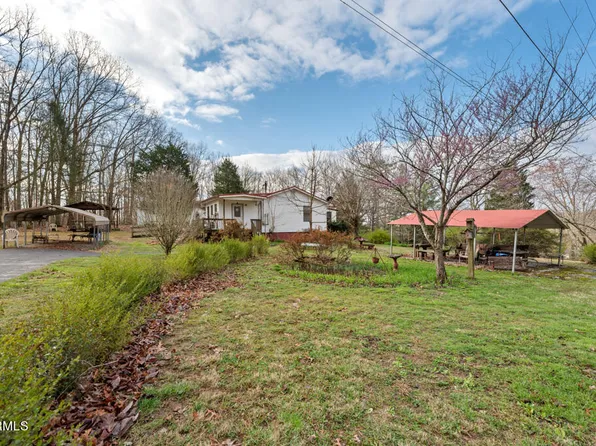 1288 Cove Ln, Oliver Springs, TN 37840