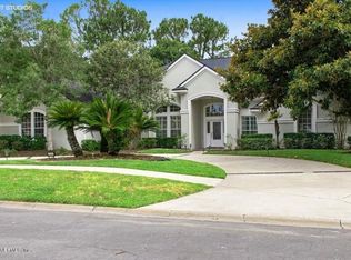 8209 Hampton Lake Ln, Jacksonville, FL 32256