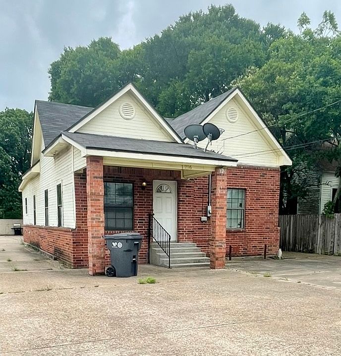 1st image of 1216 Clay Ave