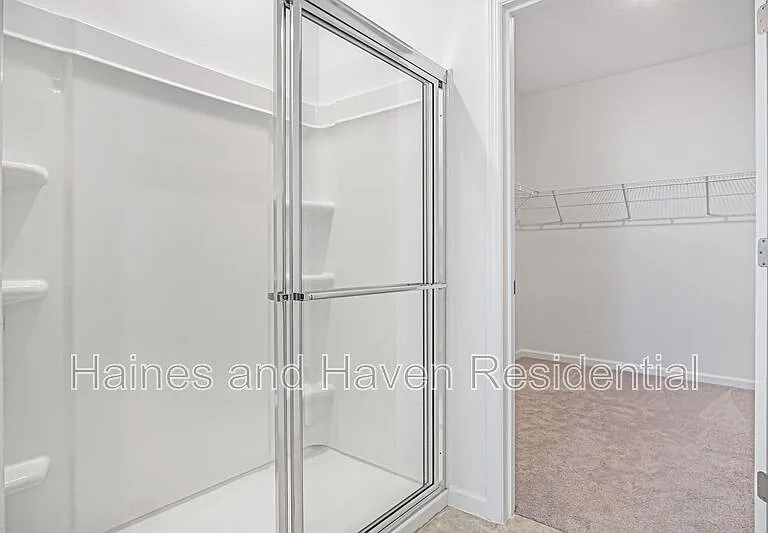 3008 Daffodil Dr — Photo 17